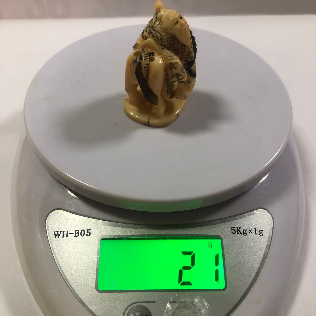 天然素材　アンティーク　根付　置物