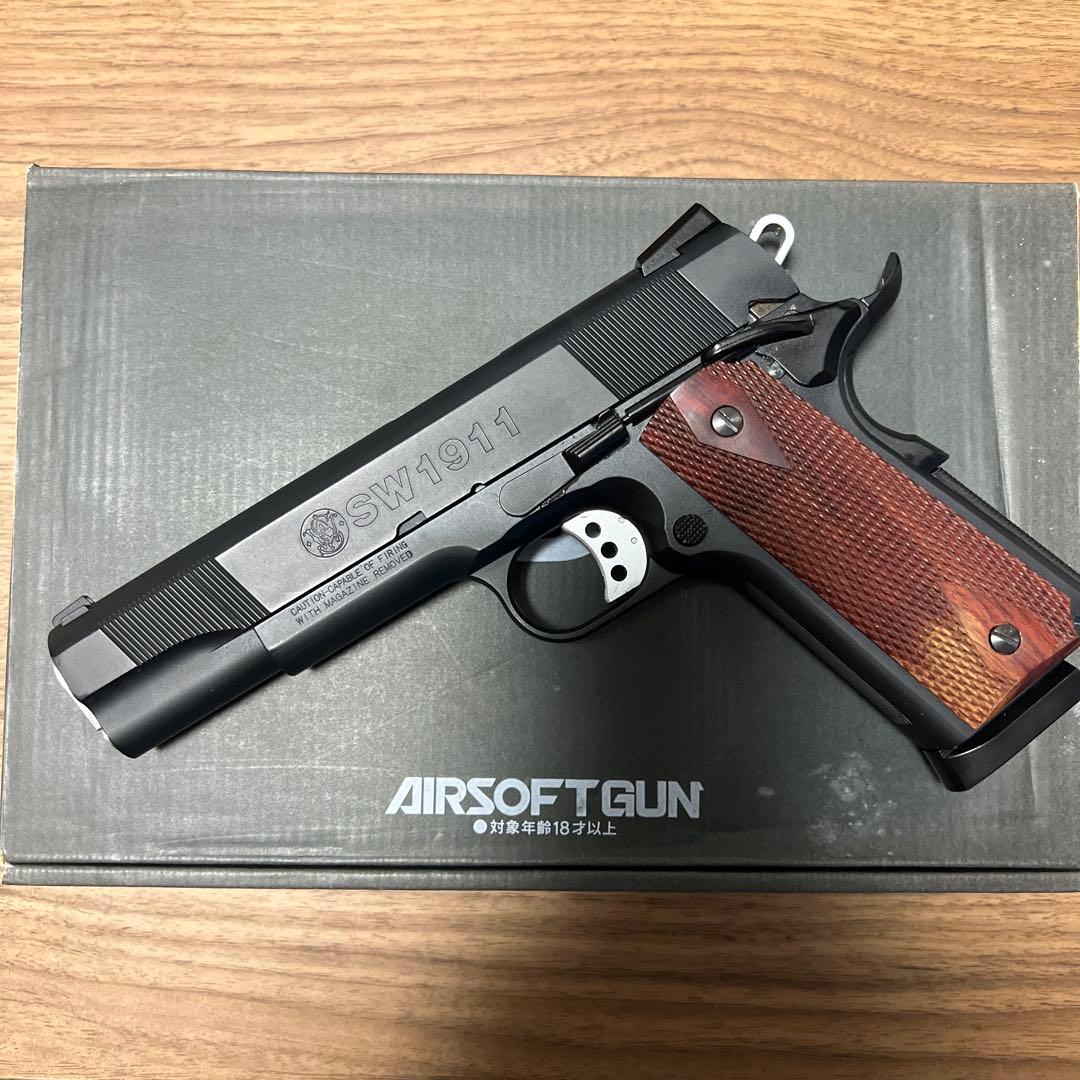 WA sw1911 マグナブローバックガスガン　ウッドグリップ付き