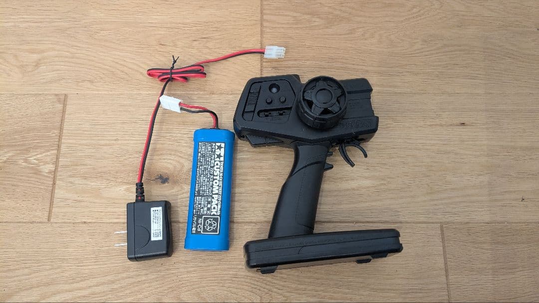 TAMIYA tt-02 ランチアデルタ　finespec2.4G