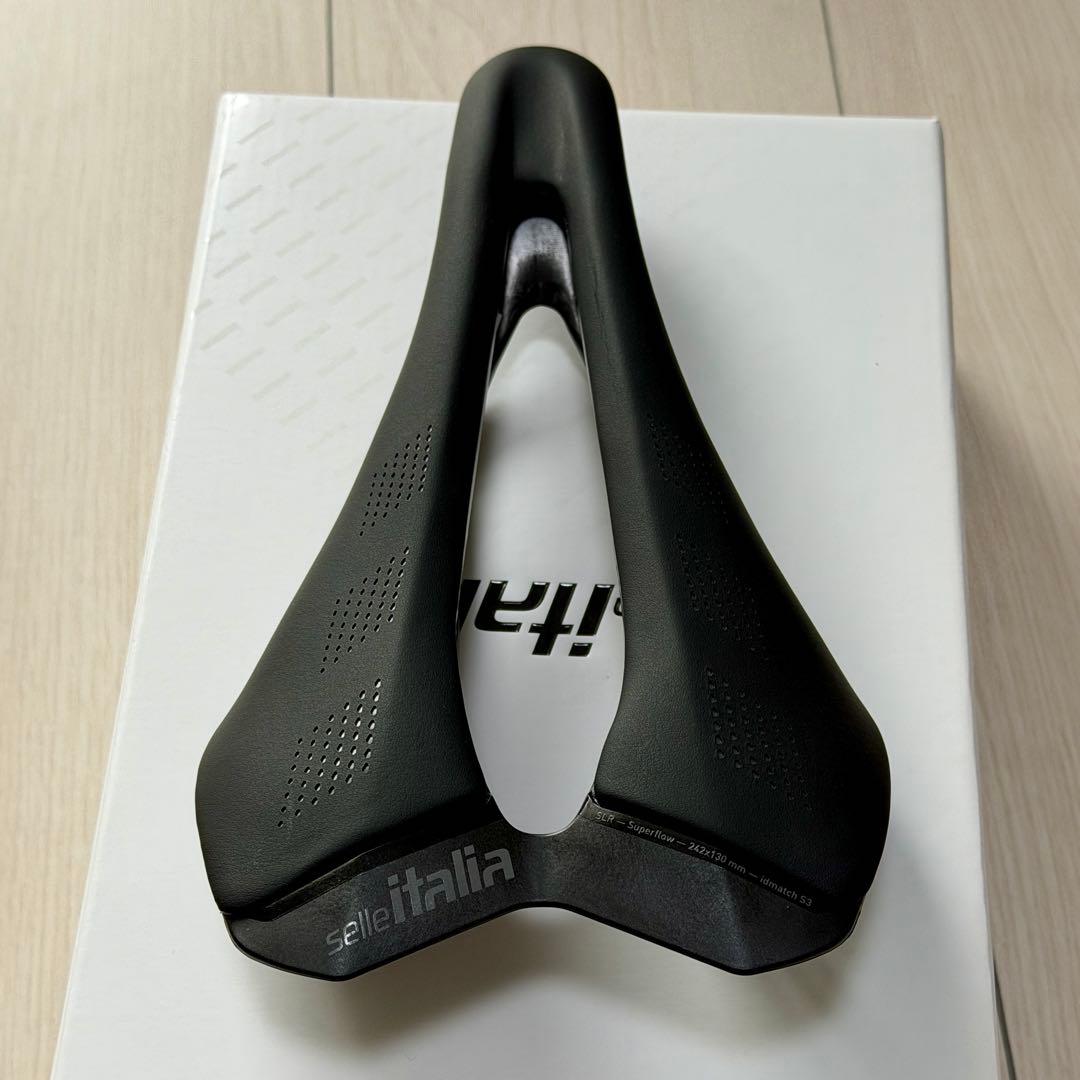 selle italiaセライタリア SLR CARBON S3 130mm