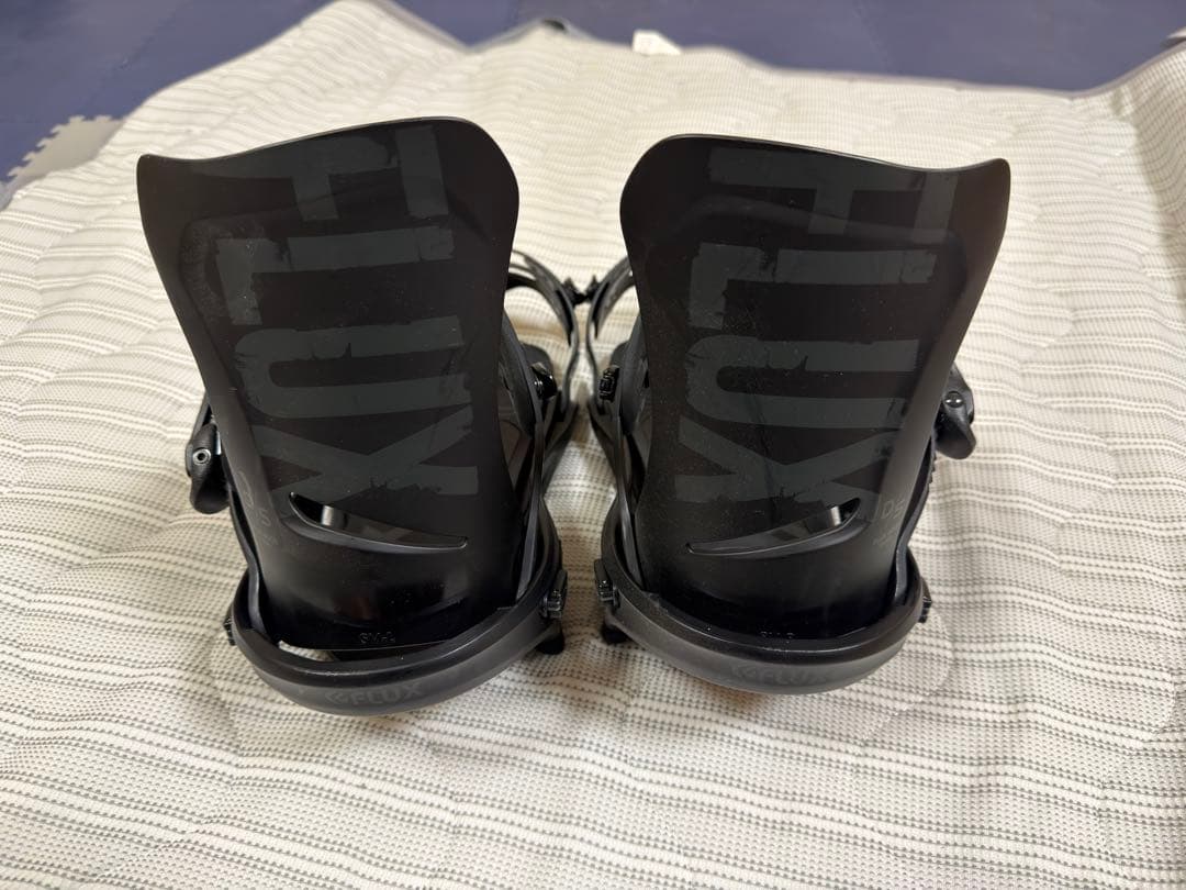 FLUX DS 22-23 スノーボードビンディング ブラック　Mサイズ