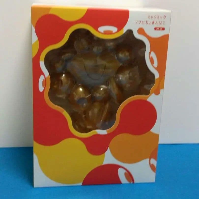 ミャクミャク貯金箱　ソフビ　関西万博　完売品　EXPO2025