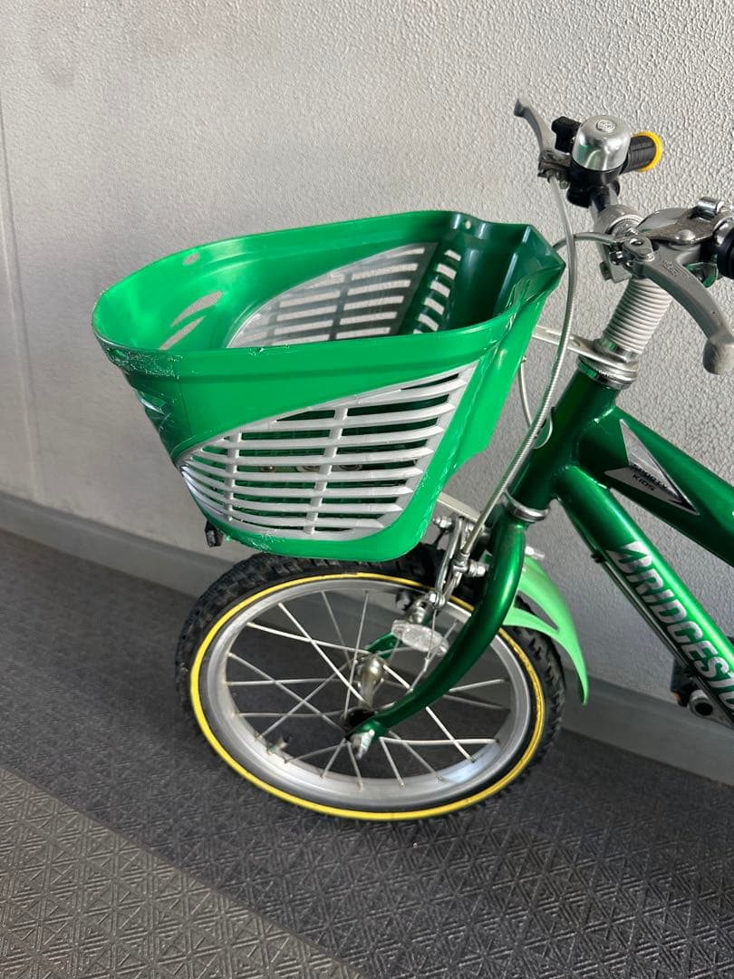 ブリヂストン　Cross Fire ジュニアバイク 16インチ 前カゴ付き