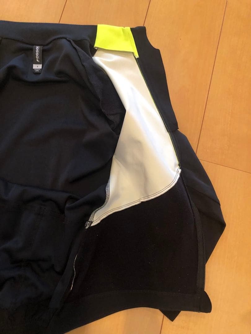 アソス 蛍光イエロー/ブラック サイクルジャケット長袖