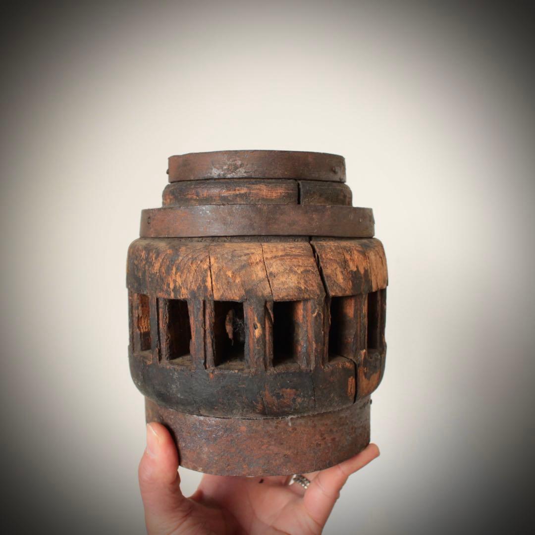 鉄と木でできた 軸 車輪軸 古道具 アンティーク ブロカント オブジェ