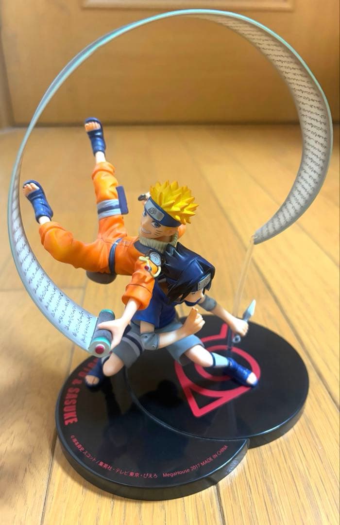 NARUTO G.E.M.シリーズフィギュア う ずまきナルト と うちはサスケ