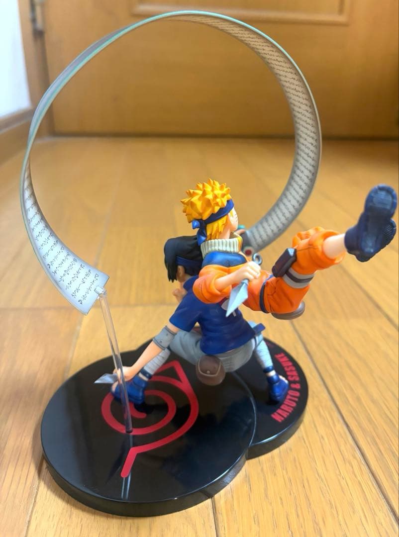 NARUTO G.E.M.シリーズフィギュア う ずまきナルト と うちはサスケ