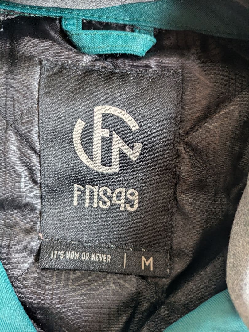 FNS49 スノーボートウェア　上下セット　М