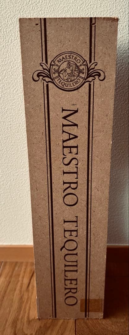 日本未発売　テキーラ　マエストロ ドベル ディアマンテ　木箱付き