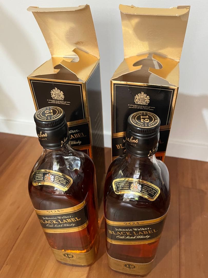 ウイスキー Johnnie Walker BLACK LABEL 750ml