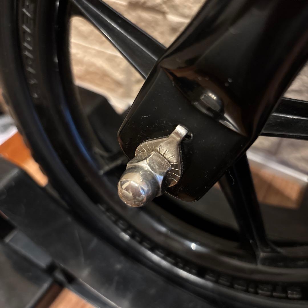 ストライダー STRIDER スポーツモデル 12インチ 青　スタンド付