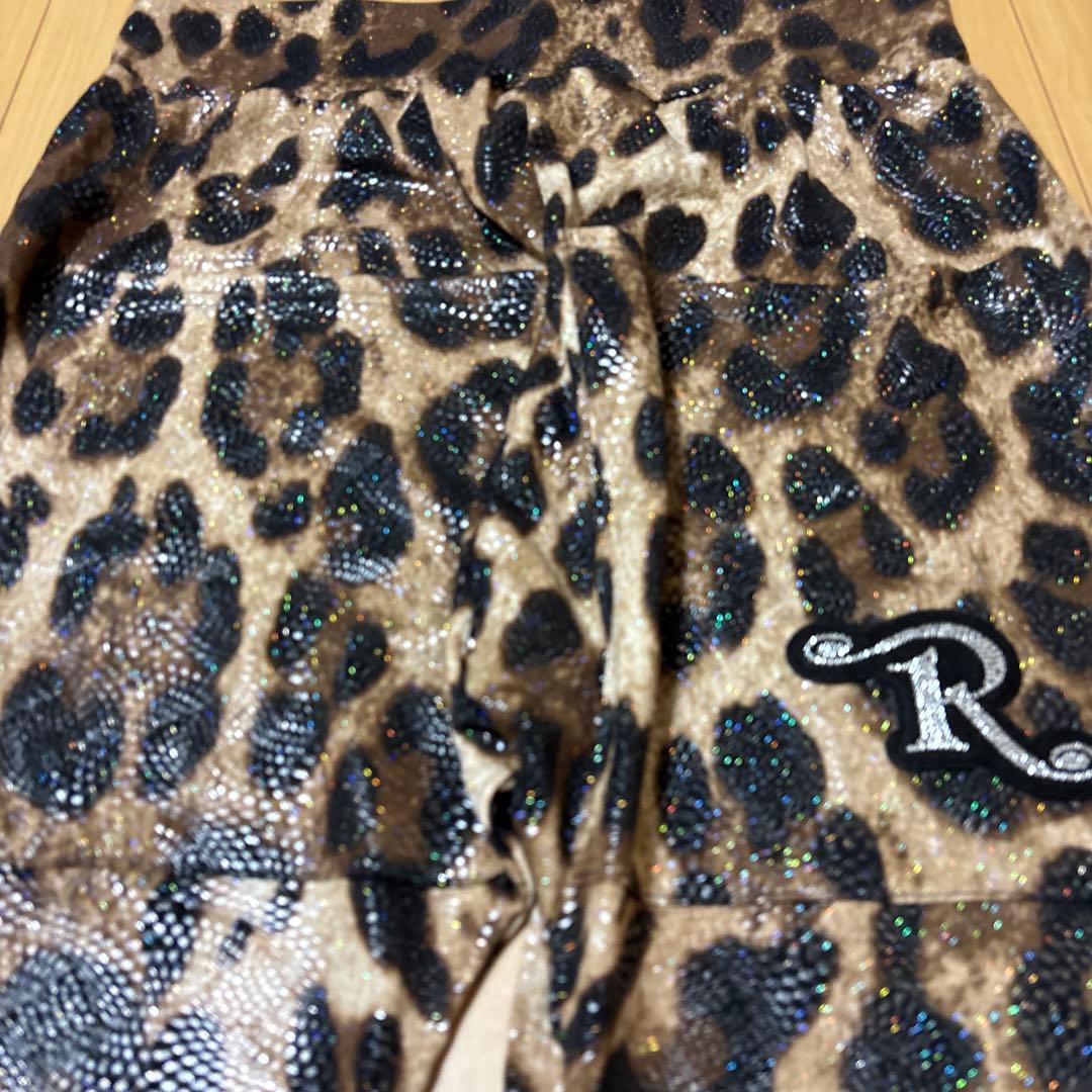 新品　R-london ロングパンツ　ヒョウ柄　レオパード柄