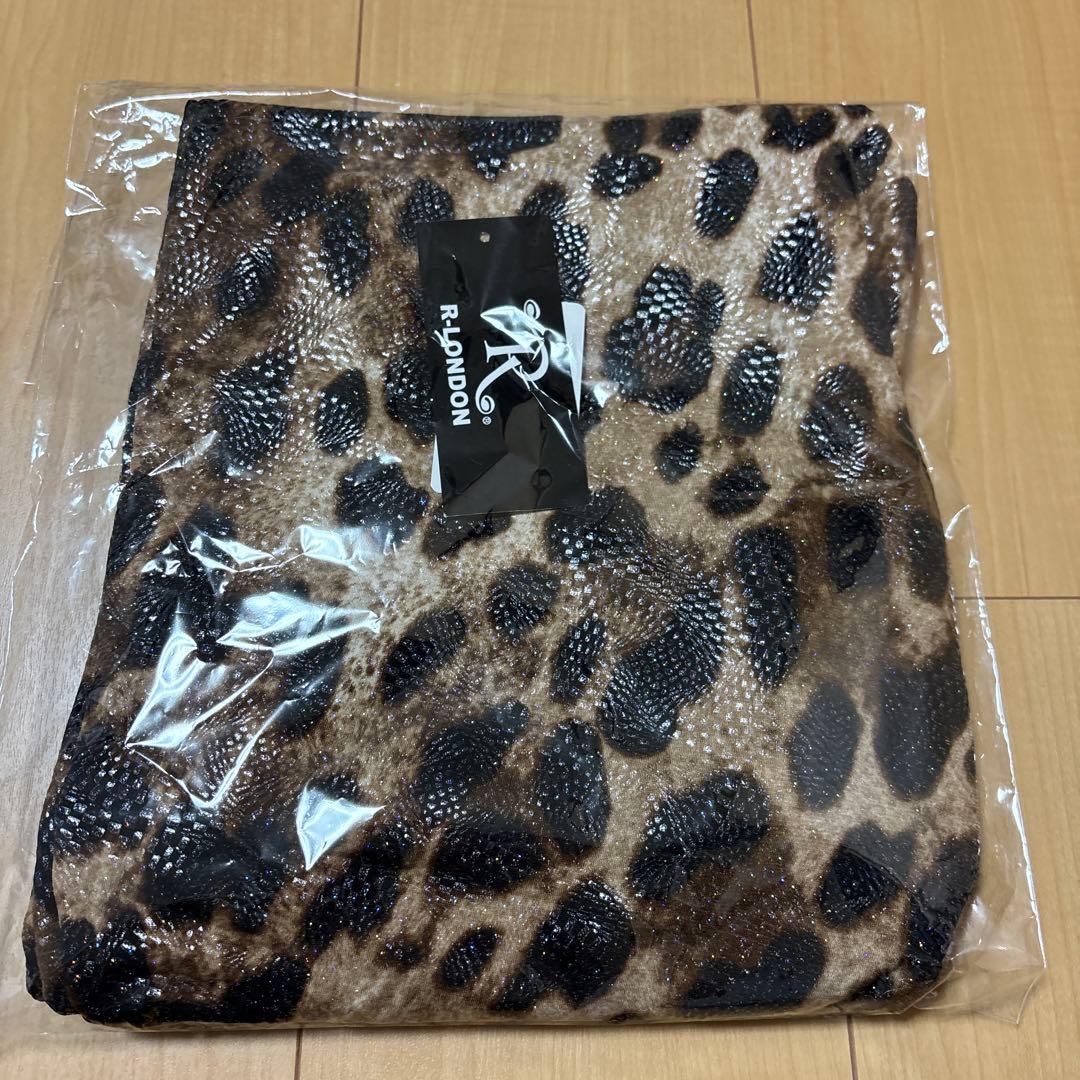 新品　R-london ロングパンツ　ヒョウ柄　レオパード柄