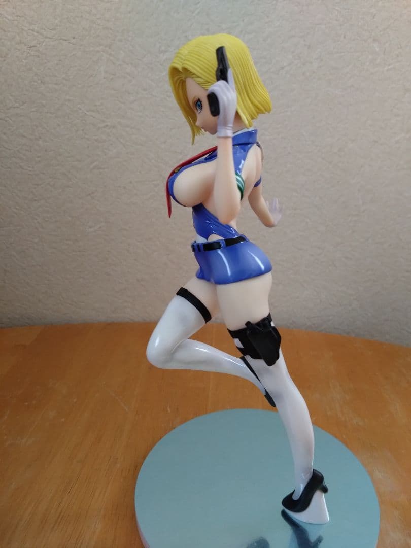 ドラゴンボール18号フィギュア ポリスvr