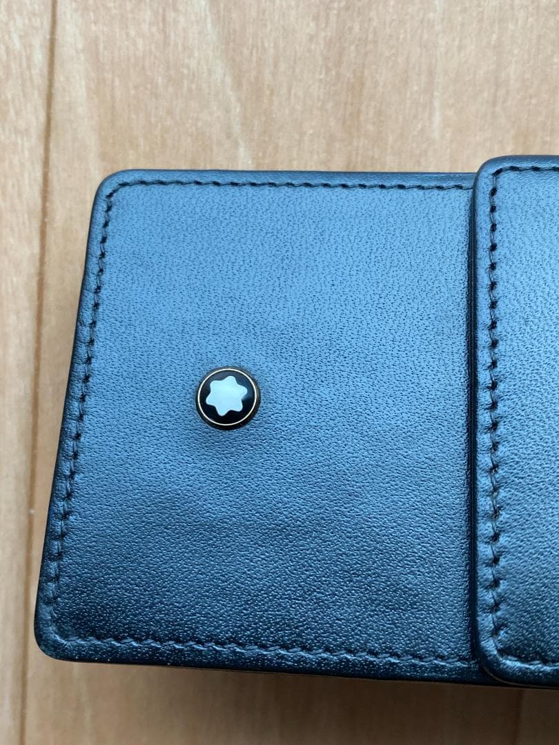 モンブラン Montblanc ブラック　レザー 本革　ペンケース ３本用３本差