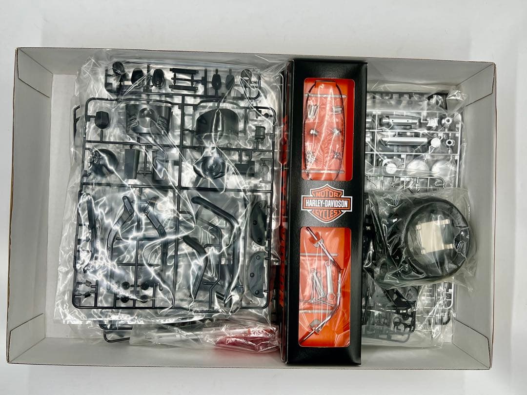 i*s様 掘出物！タミヤ 1/6 ハーレーダビッドソン FLSTFB ファットボ