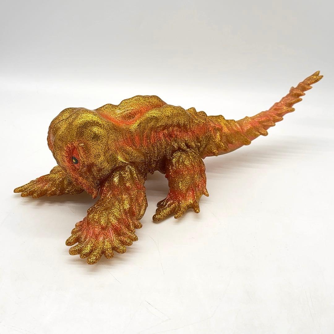 美品 マルサン ヘドラ450 ゴールドグリター ソフビ 30体限定