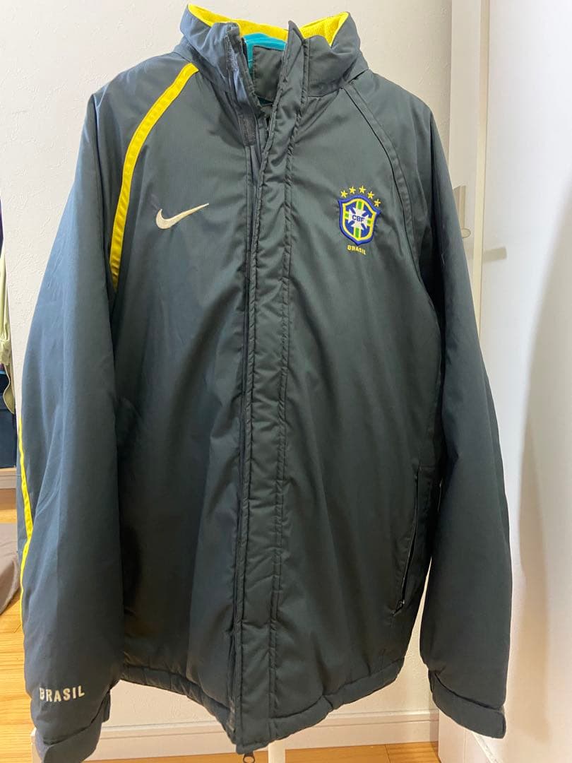Nike/ブラジル代表選手使用ベンチコート