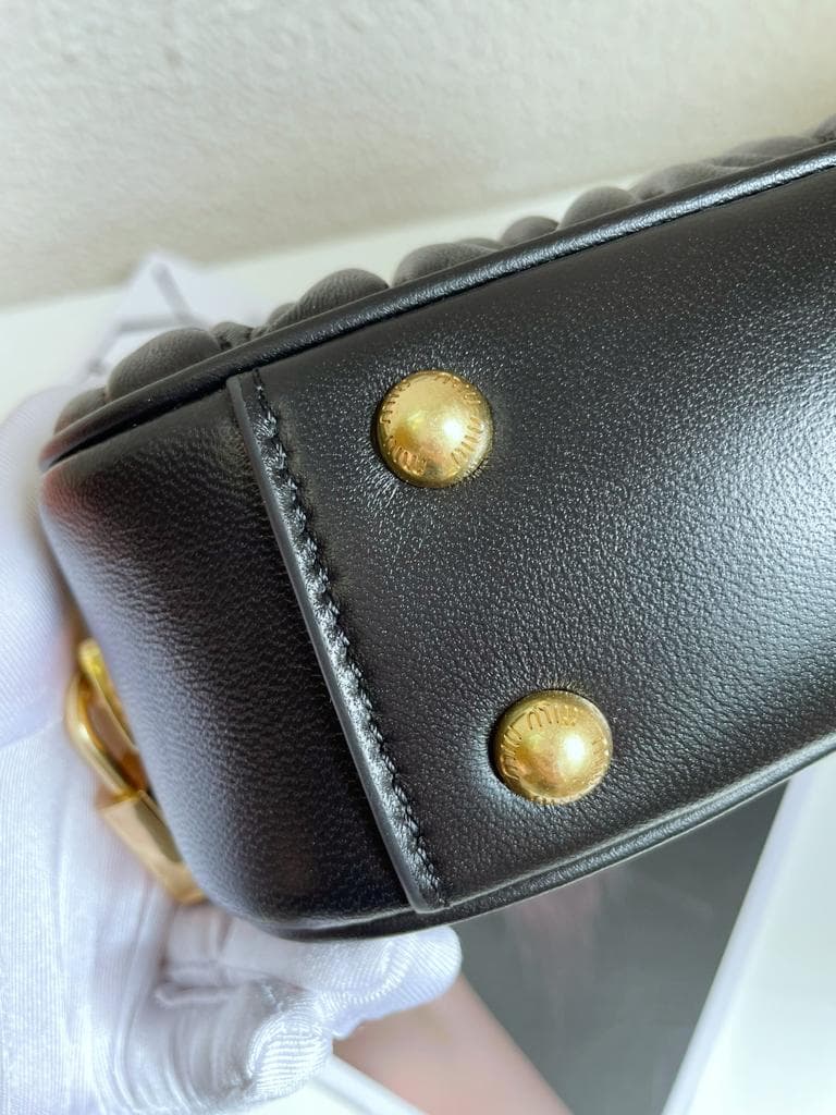 miu miu ブラック ハンドバッグ キルティング