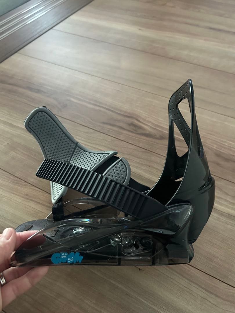 キッズ Burton グロム ディスク スノーボードバインディング　Mサイズ