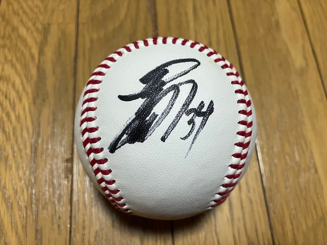 オリックス・バファローズ 吉田正尚 直筆サインボール