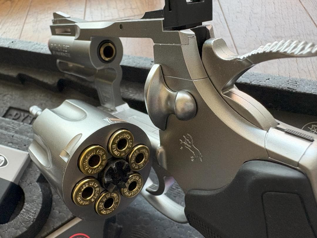 東京マルイ　生産終了品 コルトパイソン.357マグナム 2.5インチ