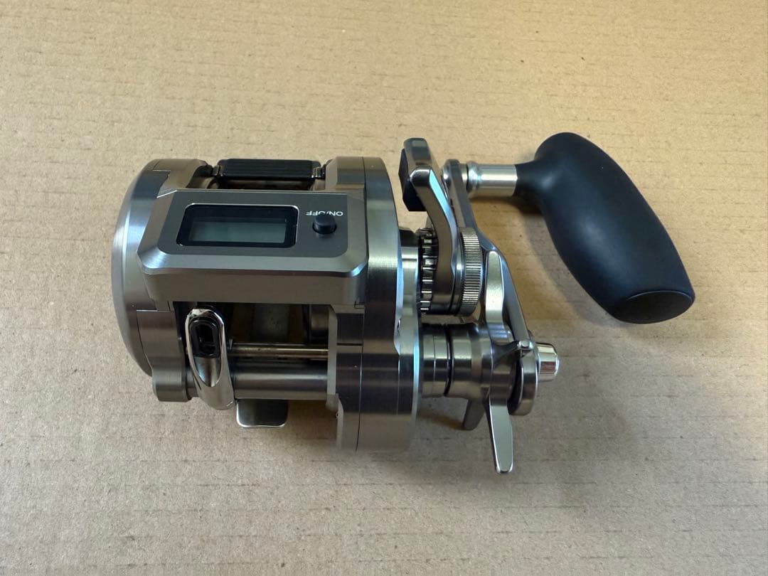 【極美品】シマノ 24オシアコンクエストCT 301HG 左巻き 使用１回のみ