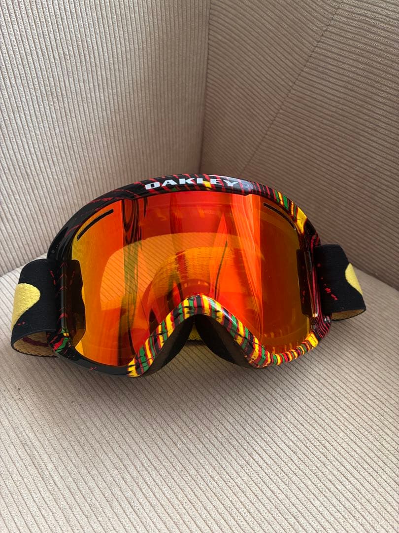 OAKLEY カラフルゴーグル オレンジレンズ