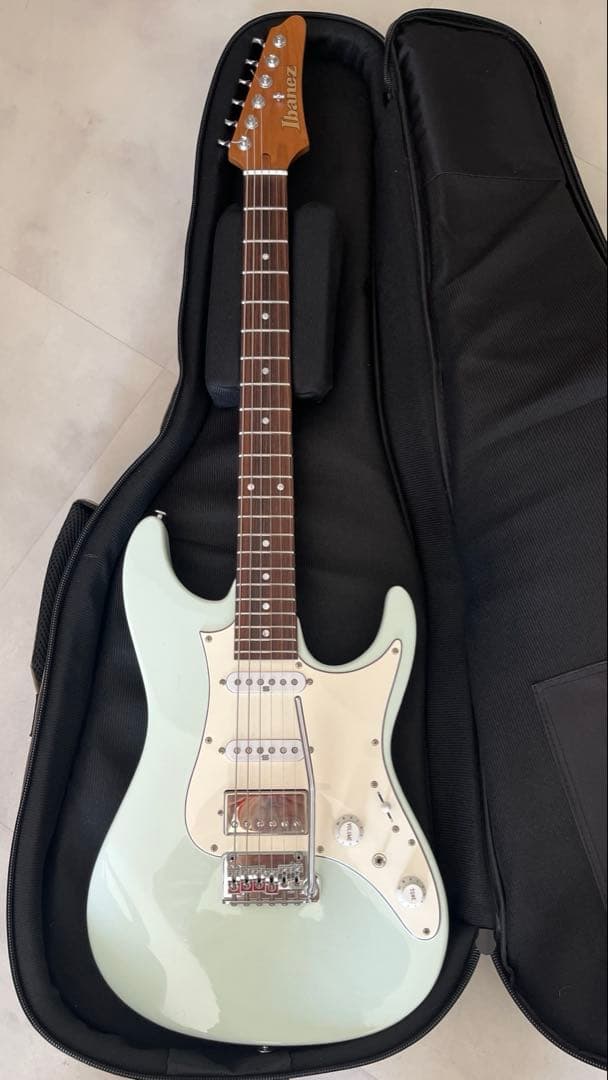 Ibanez Prestige AZ2204NW 日本製　美品