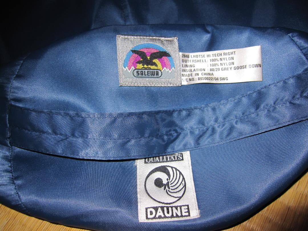 寝袋・シュラフ　SALEWA