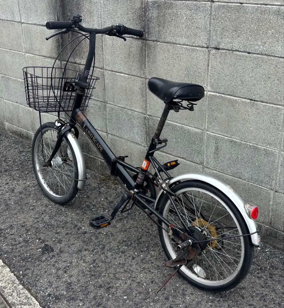 カゴ付き折りたたみ自転車　ノーパンクタイヤ仕様