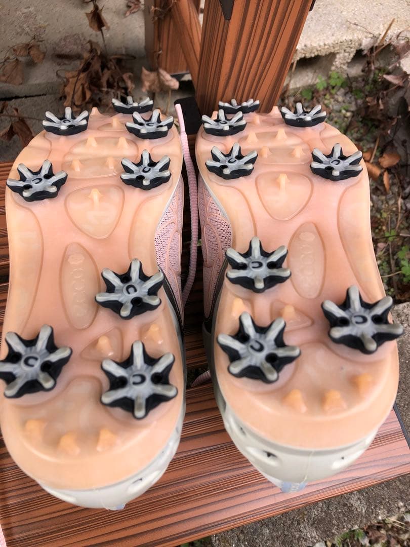 376番 新品ecco ゴルフシューズピンク/グレー23.5cm ソフトスパイク