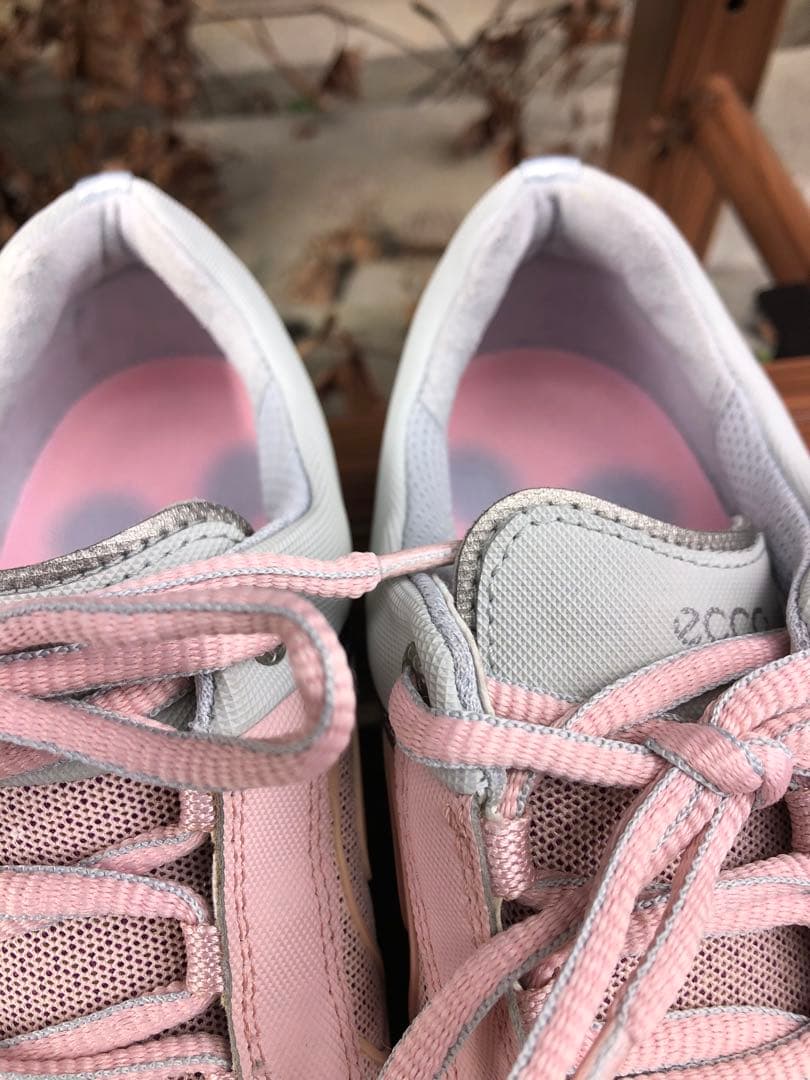 376番 新品ecco ゴルフシューズピンク/グレー23.5cm ソフトスパイク