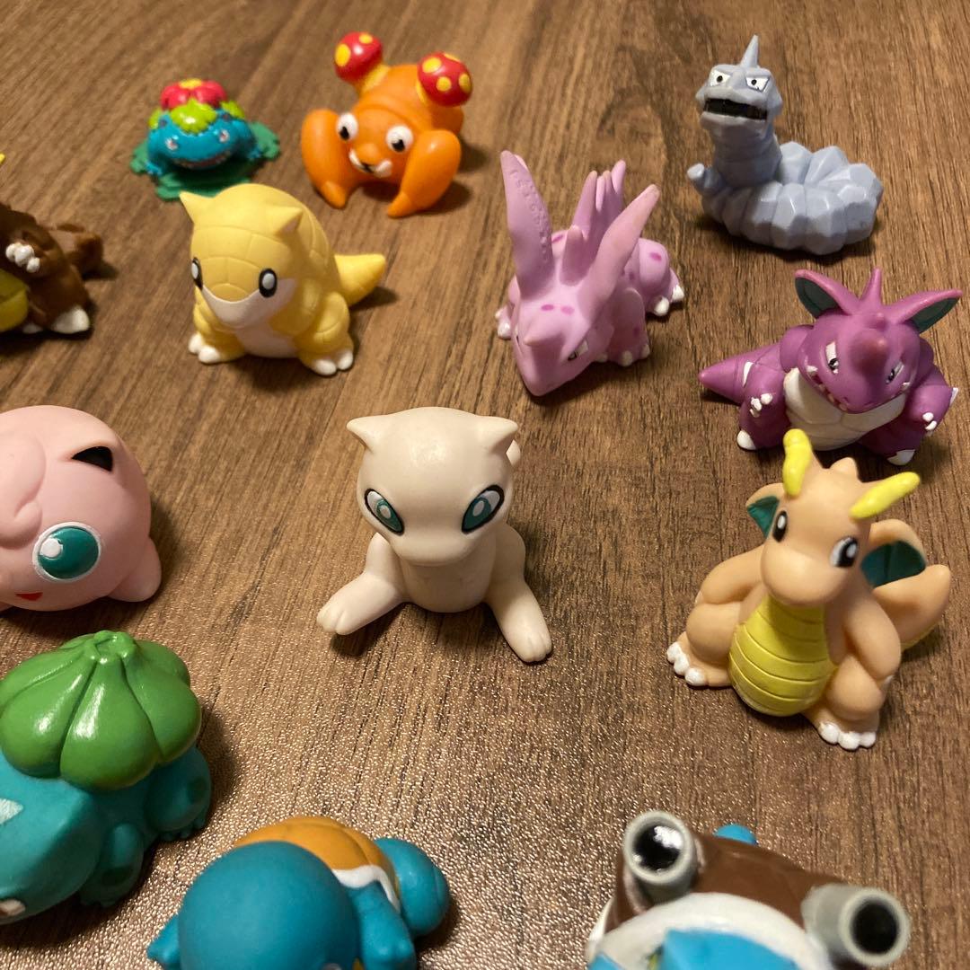 ポケモンキッズ　初期　指人形　18体セット