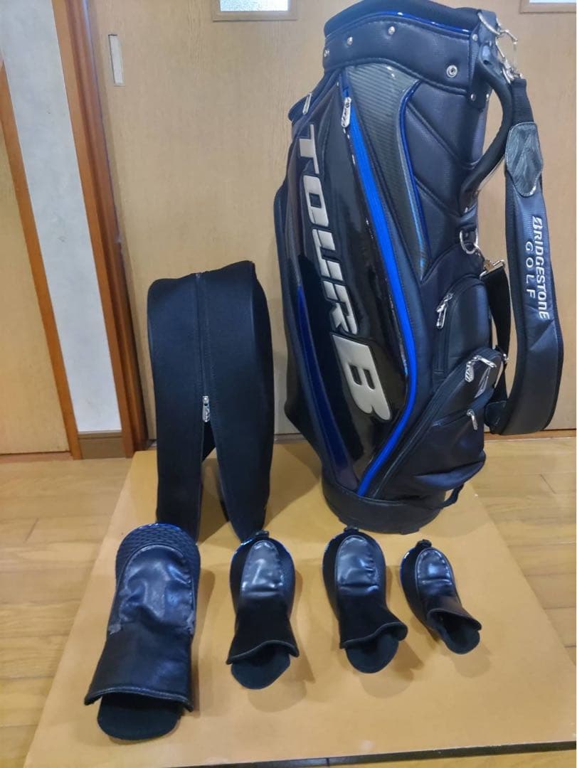 TOUR B ゴルフバッグ・キャディバッグ CBG820. ブラック/ブルー