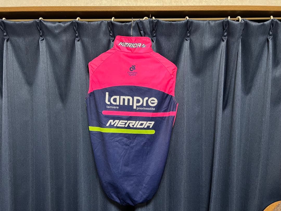 プロ支給品 lampre merida ランプレメリダ ジレ Sサイズ