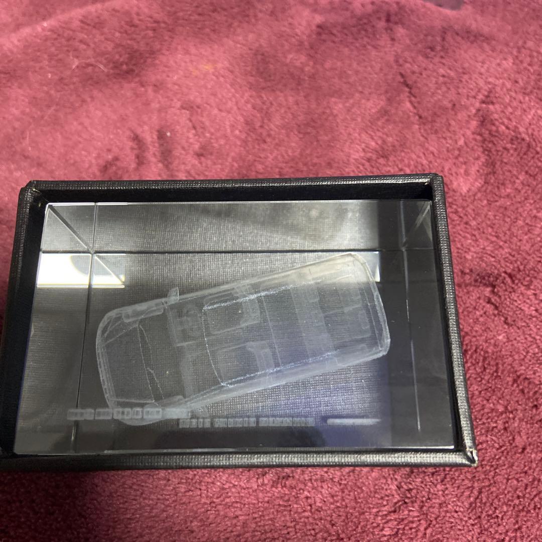 シエンタ　クリスタル　ガラス置物　大