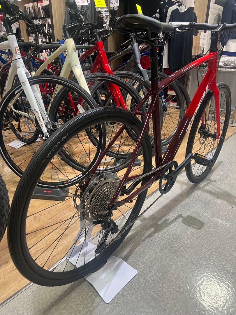最終価格‼️トレック　FX3 展示車　Lサイズ　レッド
