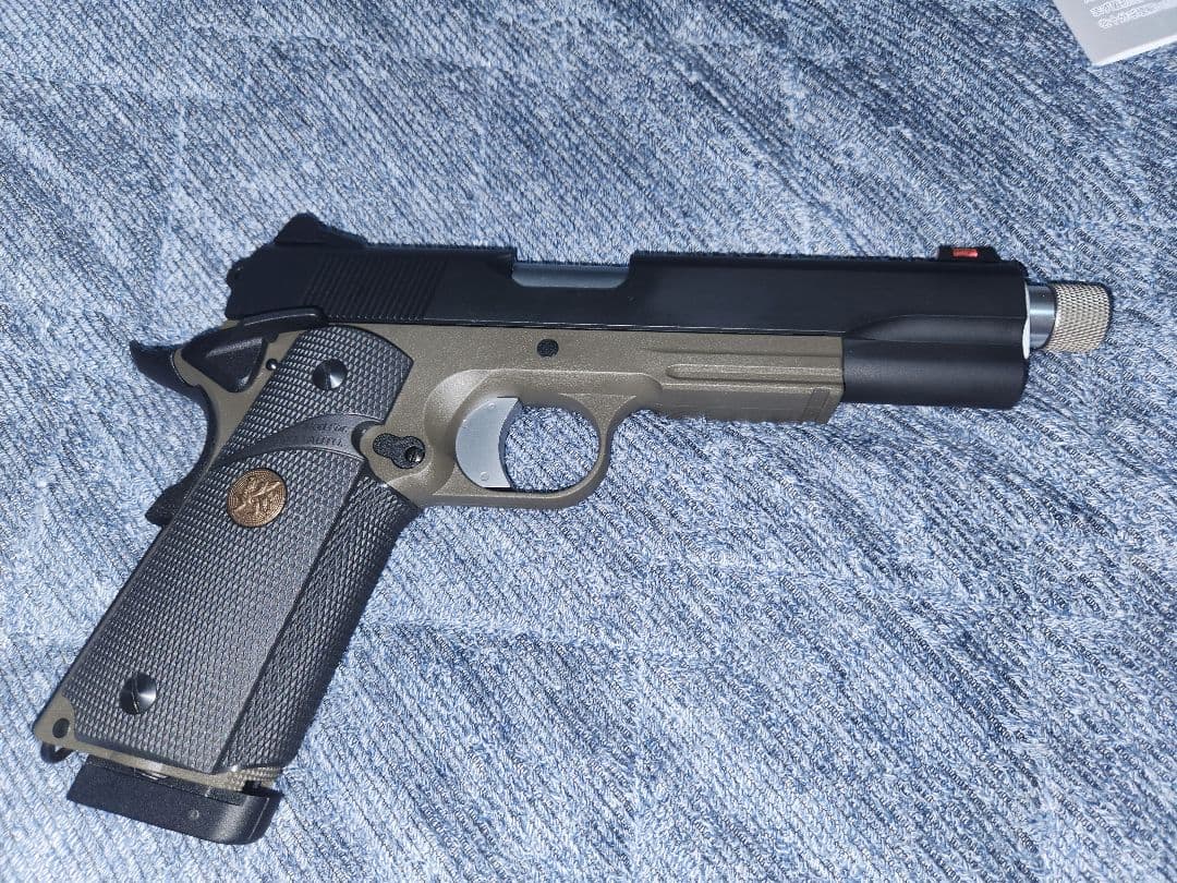 carbon8 MODEL45co2　フオートレスチャンバーチューンカスタム新品