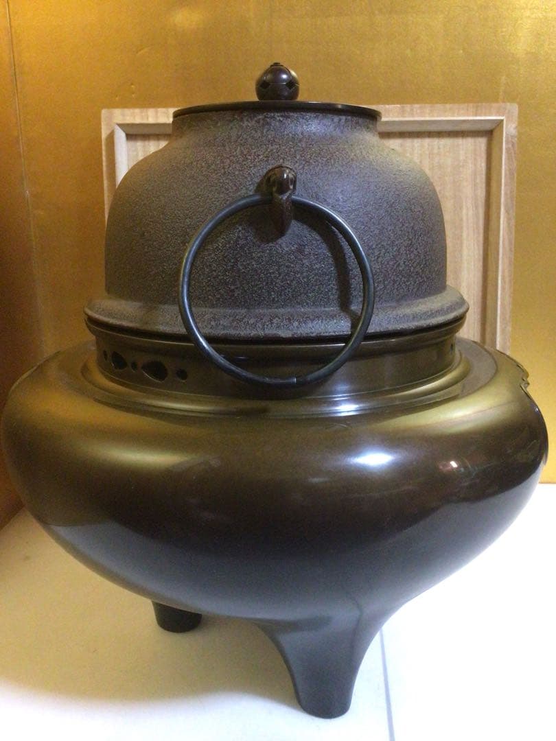 茶道具 風炉釜 敬典&浄雲『唐銅朝鮮風炉』 風炉灰５袋付き