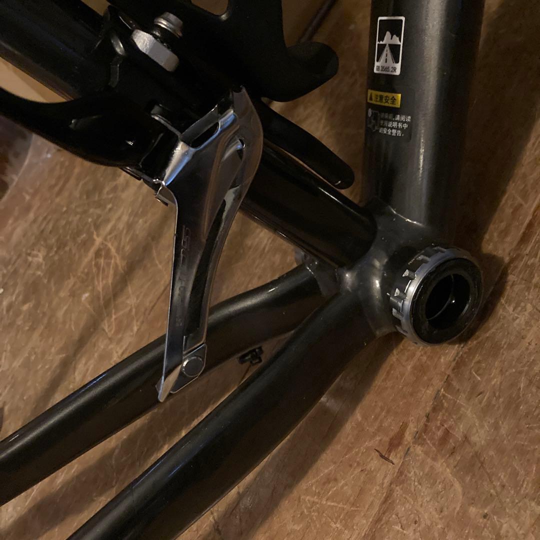 GIANT contend AR4 フレーム