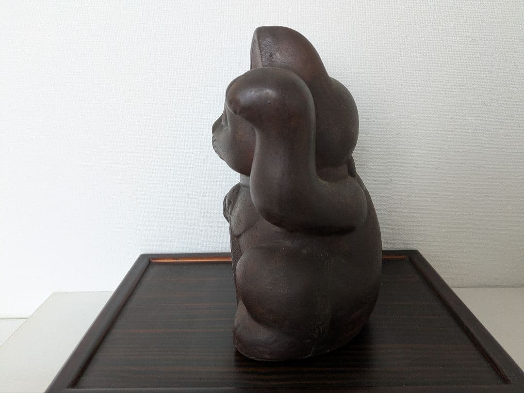 古備前　招き猫　銘有　在銘　置物　備前焼　まねき猫　陶器製