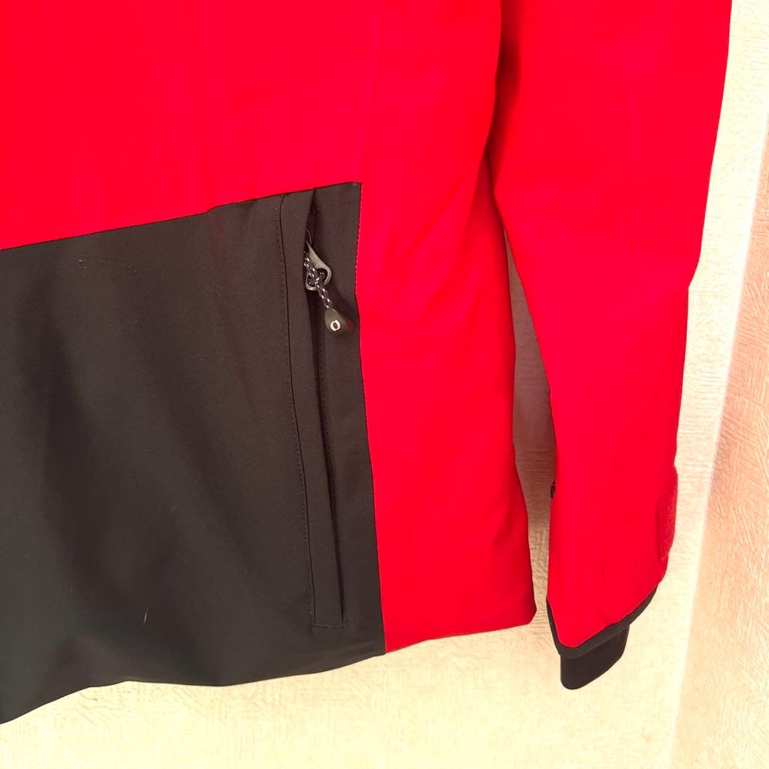 ONYONE オンヨネ スキーウェア S 赤 新品、未使用タグ付