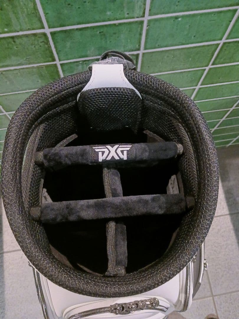 【未使用・正規品】PXG キャディバッグ ホワイト×ブラック
