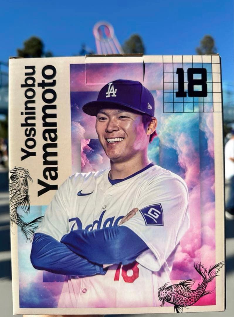 【本物】　山本由伸　ボブルヘッド　2024年　新品未開封