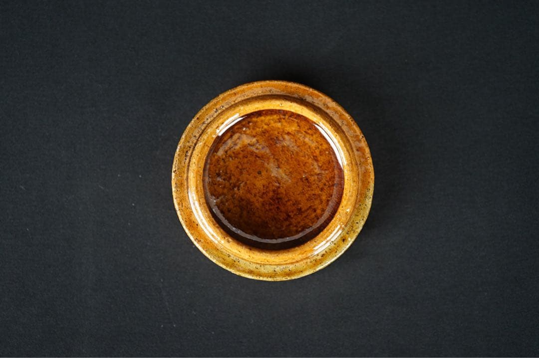 十代 大樋長左衛門 年朗 造 大樋 飴釉 丸香合 鵬雲斎好 共箱 共布 茶道具