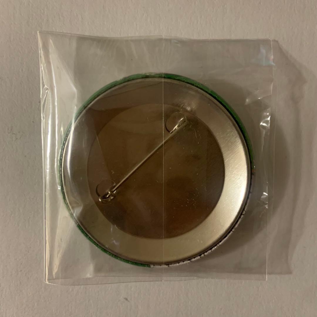 進撃の巨人 リヴァイ wit 缶バッジセット IGストア