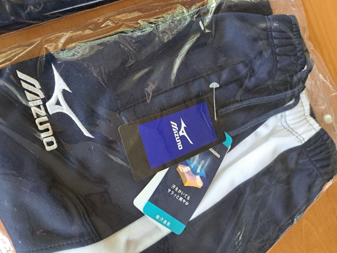 ミズノMlZUNOセットアップ、上下セット+速乾ポロシャツ