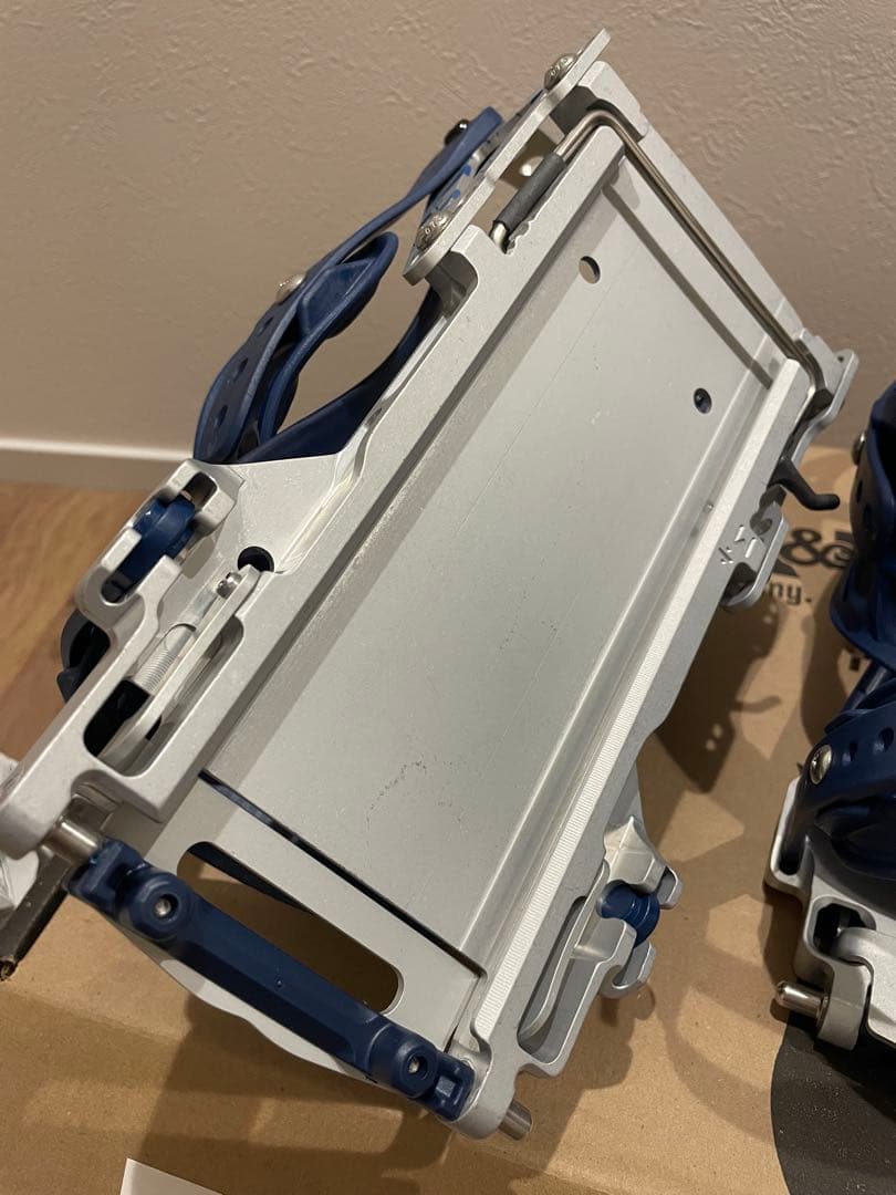 SPARKR&D SURGE l Blue Mサイズ ビンディング