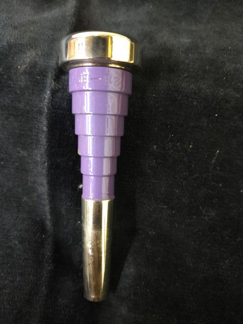 トランペットマウスピース 2ピース スイス製